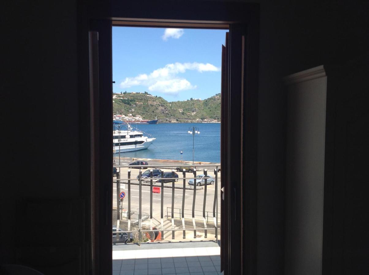 Bella Vista Panzió Lipari Kültér fotó